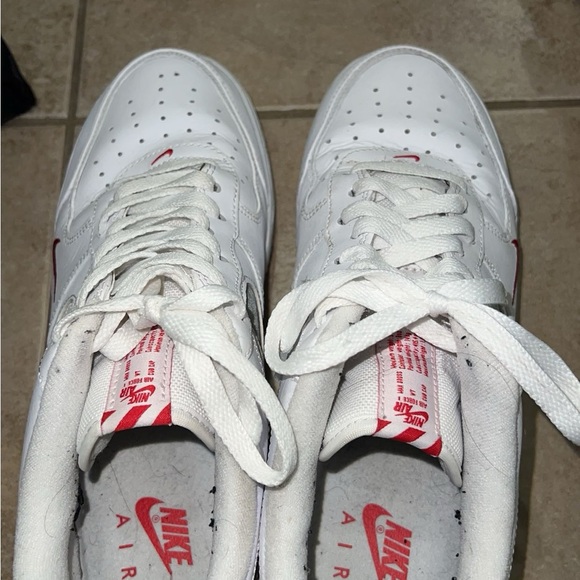 Men Nike shoes all White with Red size 8 - Picture 2 of 5